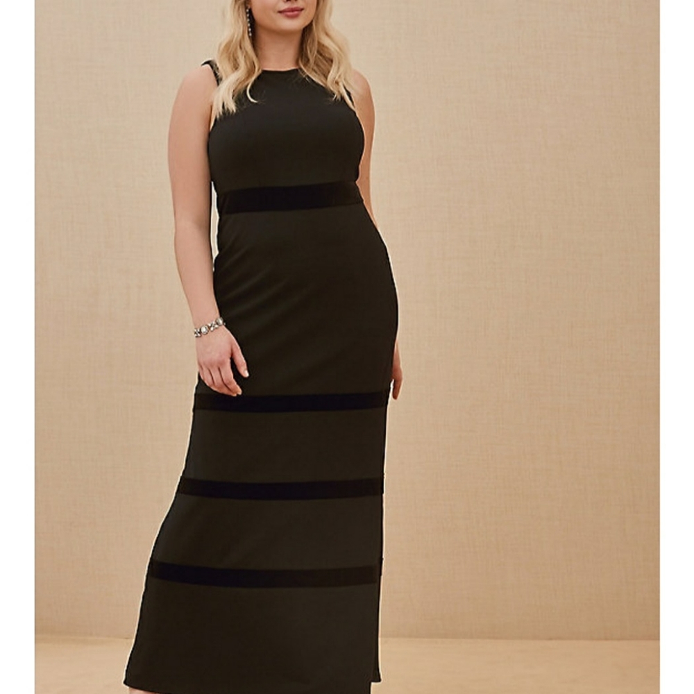 BLACK CREPE SCUBA KNIT & VELVET STRIPE GOWN